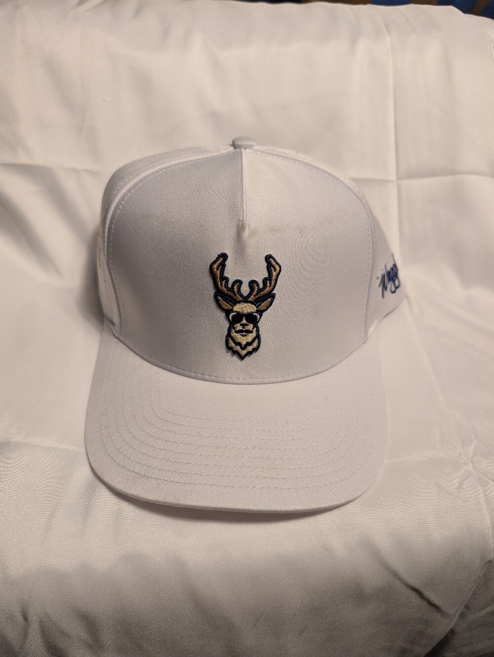 Waggle Golf Hat Kentucky Buck